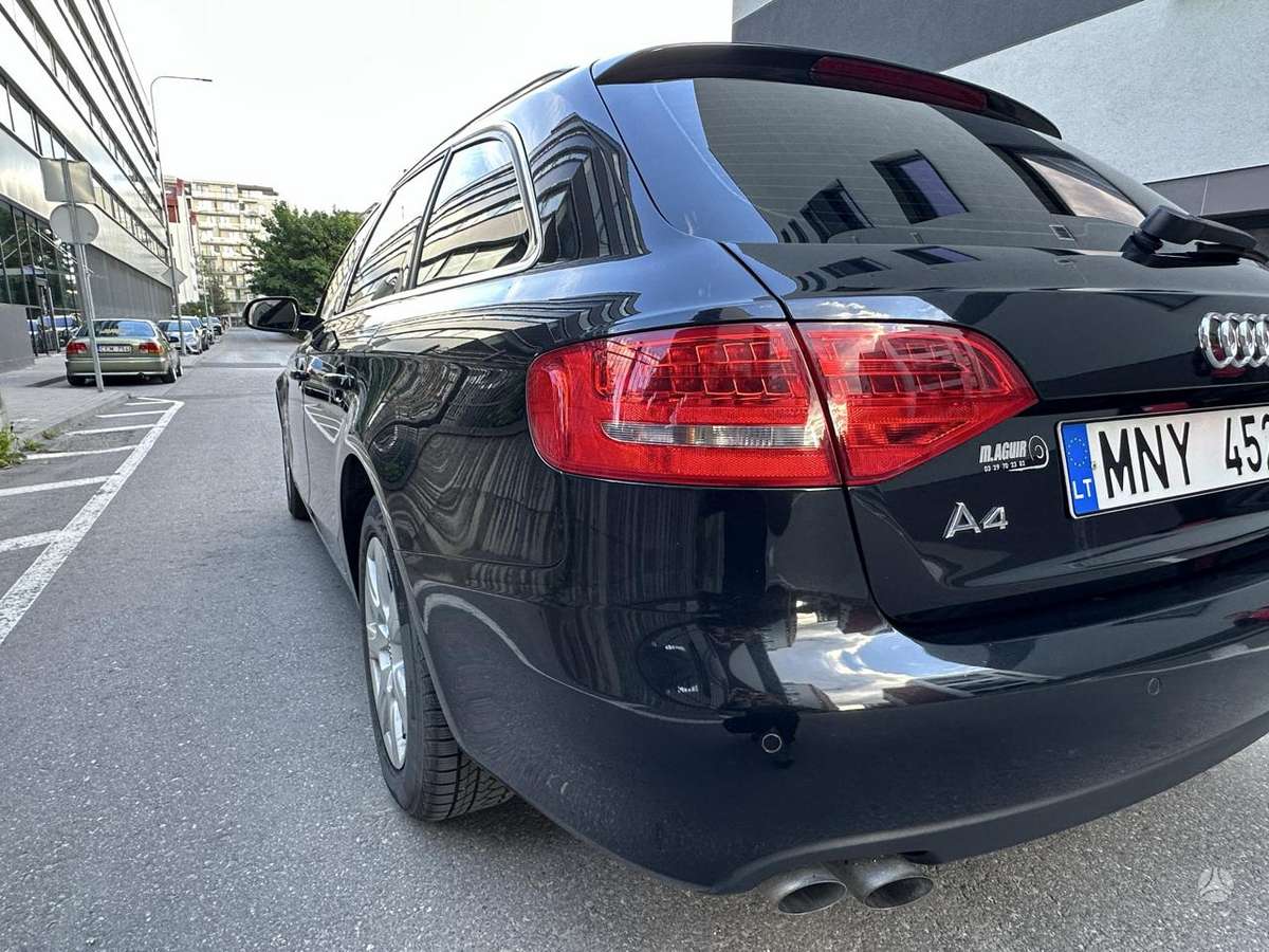 Audi A4, 2.0 l., Универсал