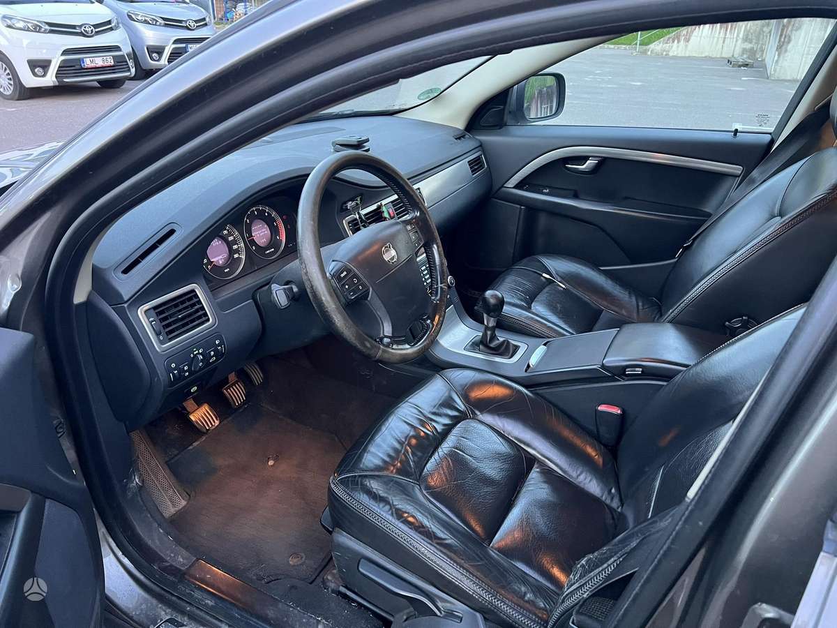 Volvo XC70, 2.4 l., Универсал