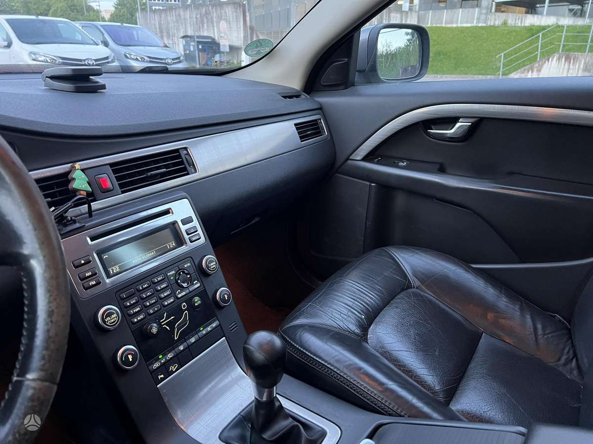 Volvo XC70, 2.4 l., Универсал