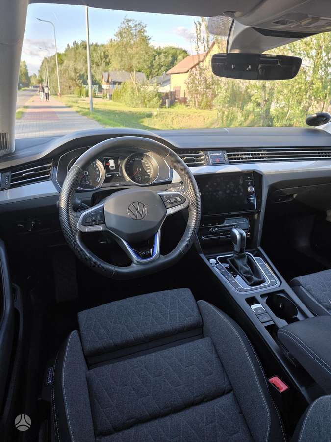 Volkswagen Passat - 5
