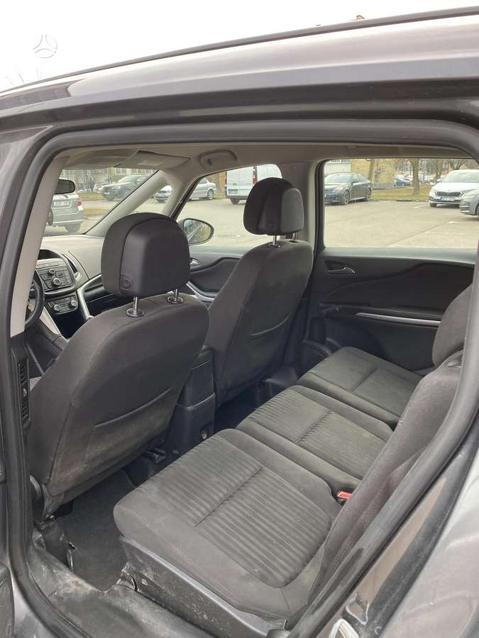 Opel Zafira Tourer, Минивэн