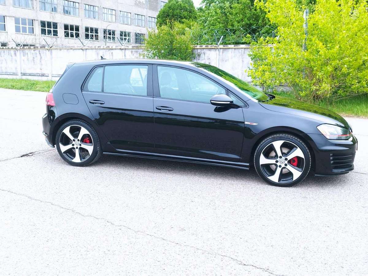Volkswagen Golf, 2.0 l., hatchback