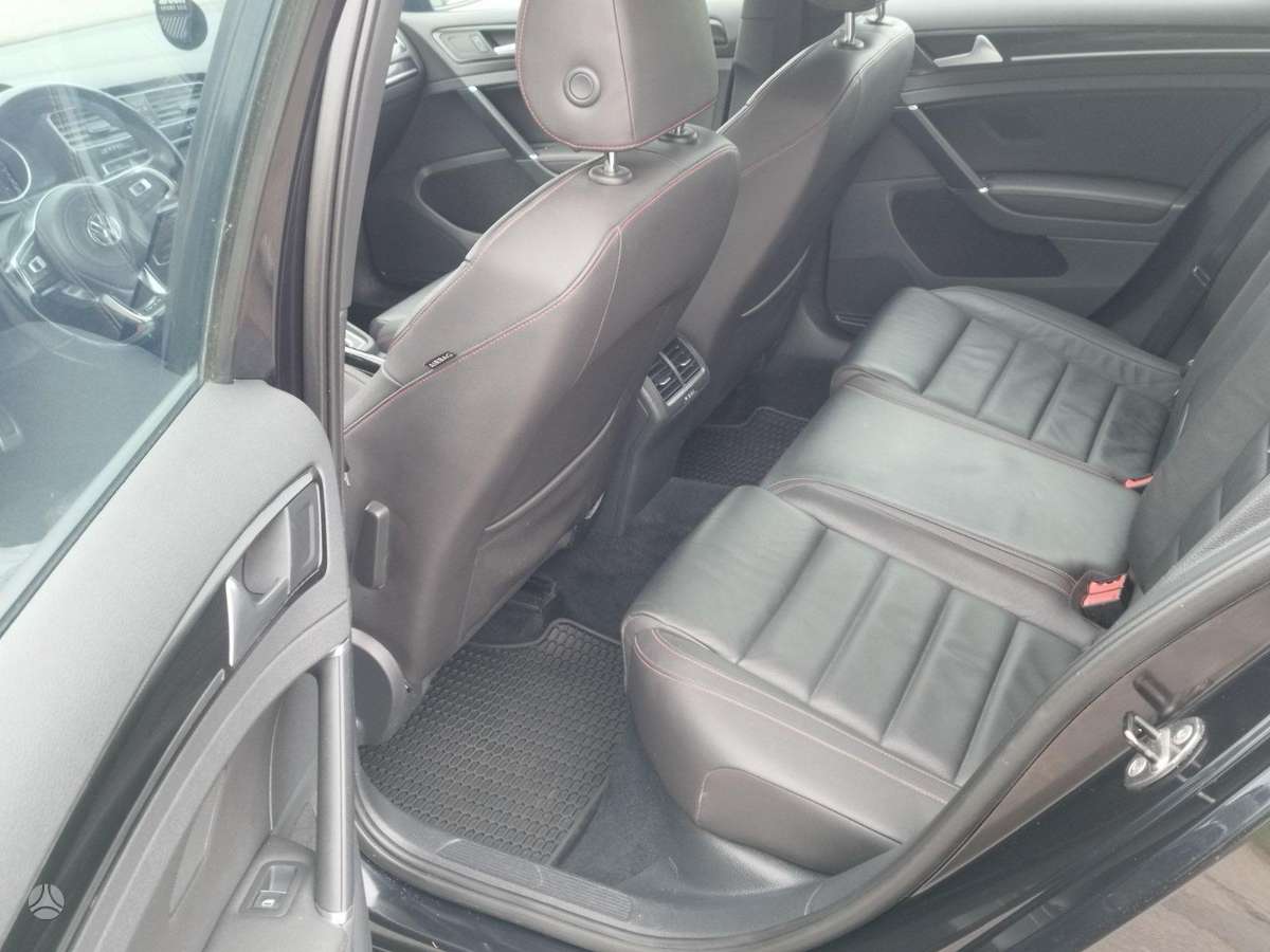 Volkswagen Golf, 2.0 l., hatchback