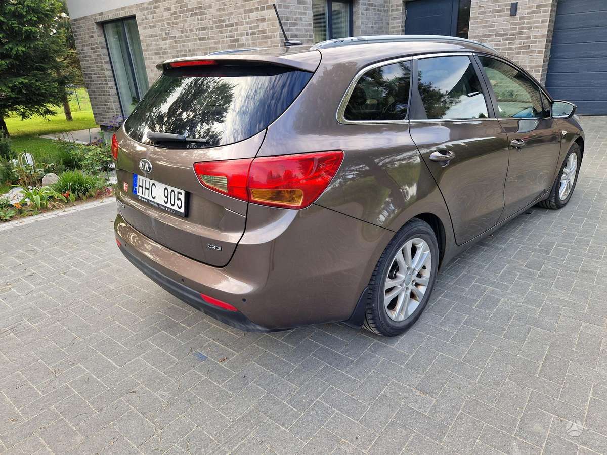 Kia Ceed, 1.6 l., Универсал