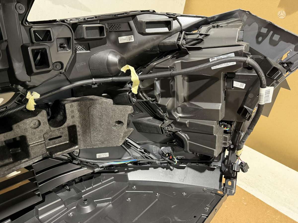 Renault Rafale, 620225639R