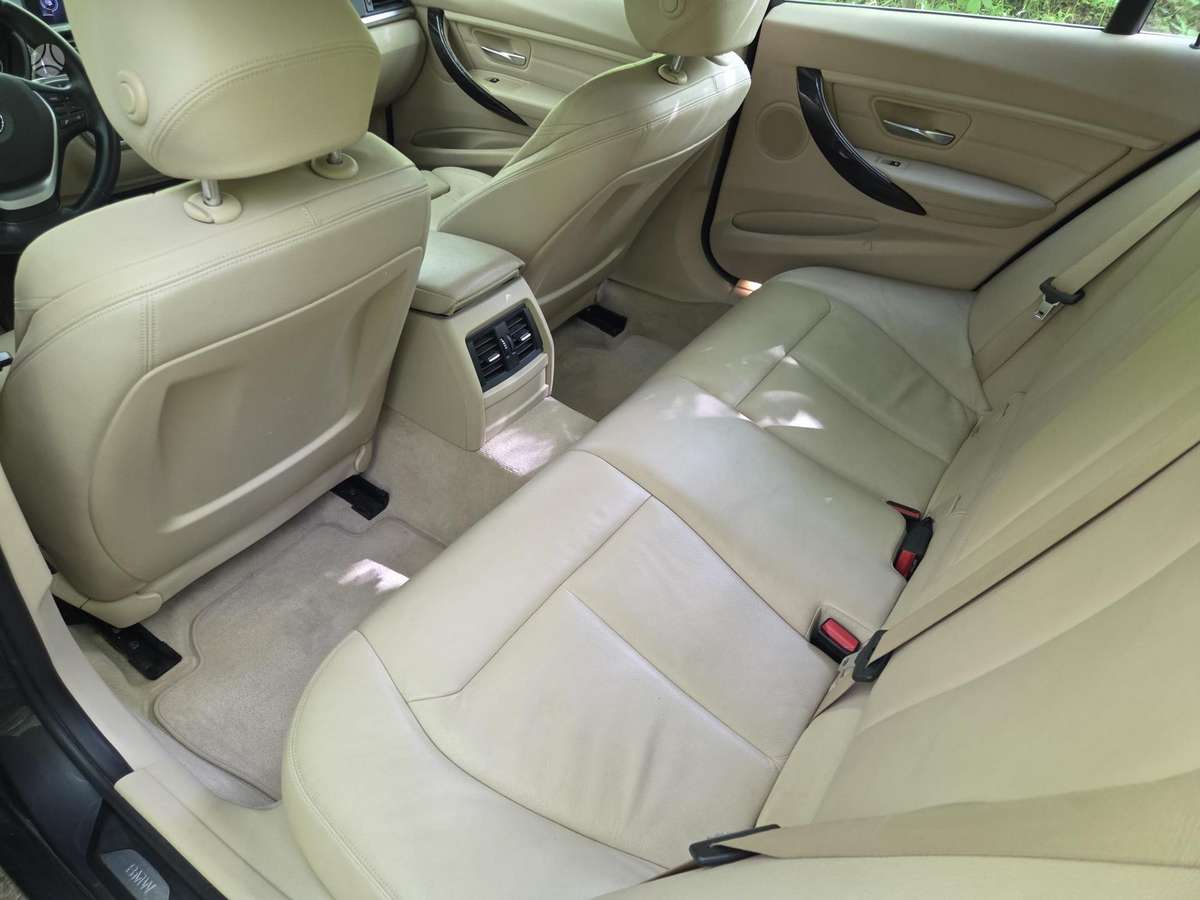 BMW 320, 2.0 l., wagon