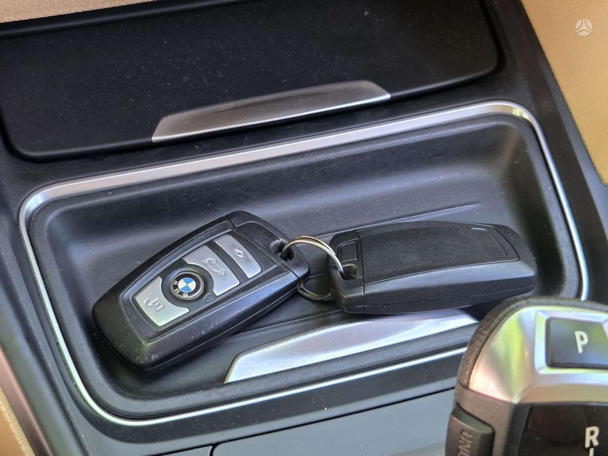 BMW 320, 2.0 l., universalas