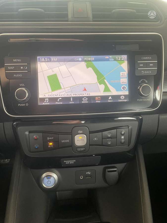 Nissan Leaf, 40 kWh, hatchback