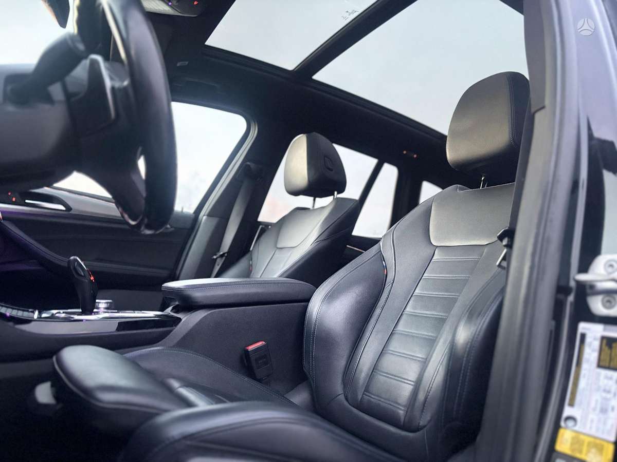 BMW X3, 3.0 l., off-road / crossover
