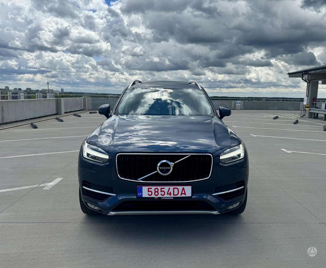 Volvo XC90 - 8