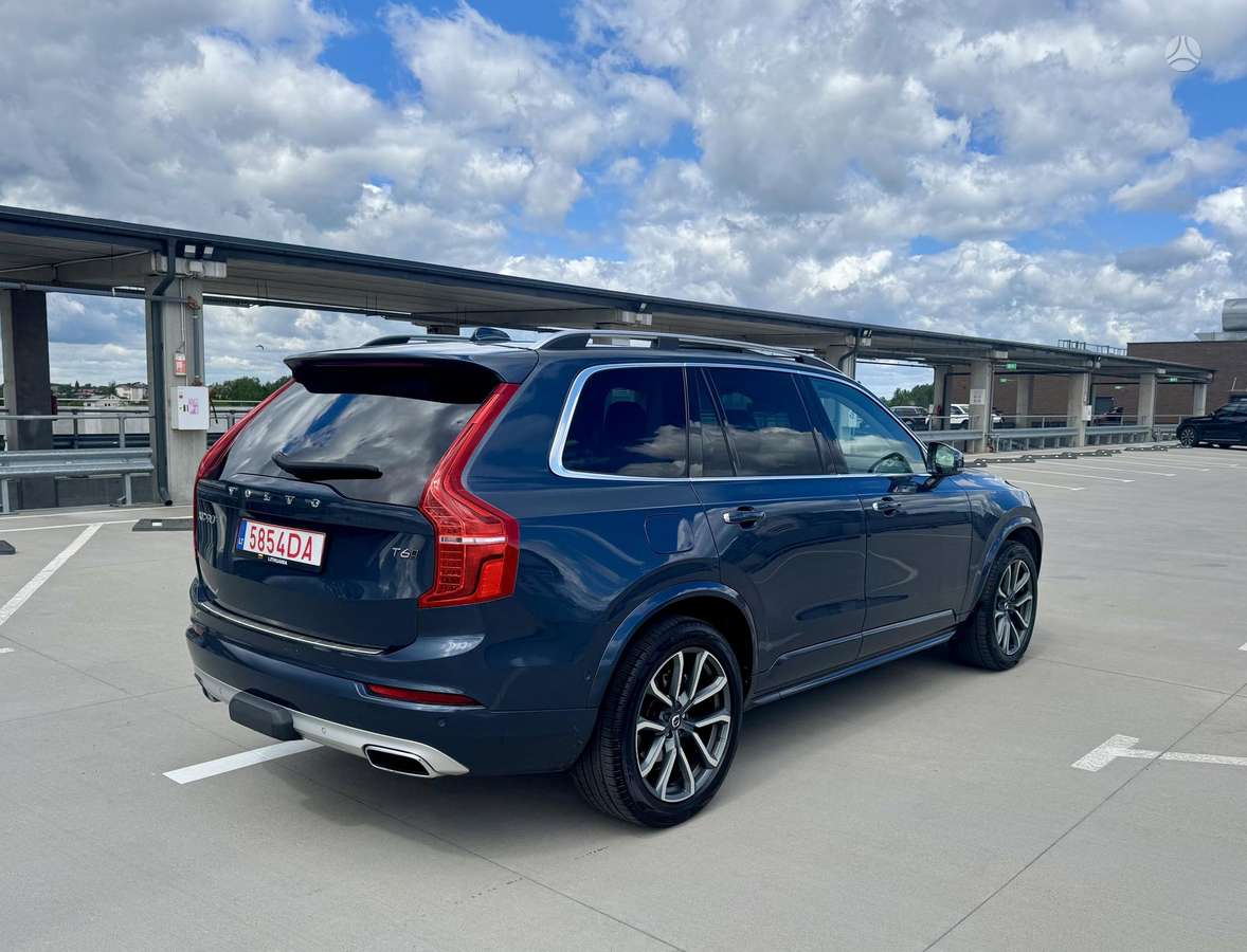 Volvo XC90 - 3