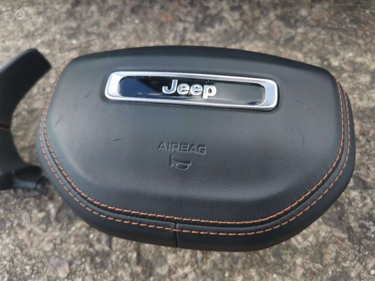 Jeep Grand Cherokee Summit