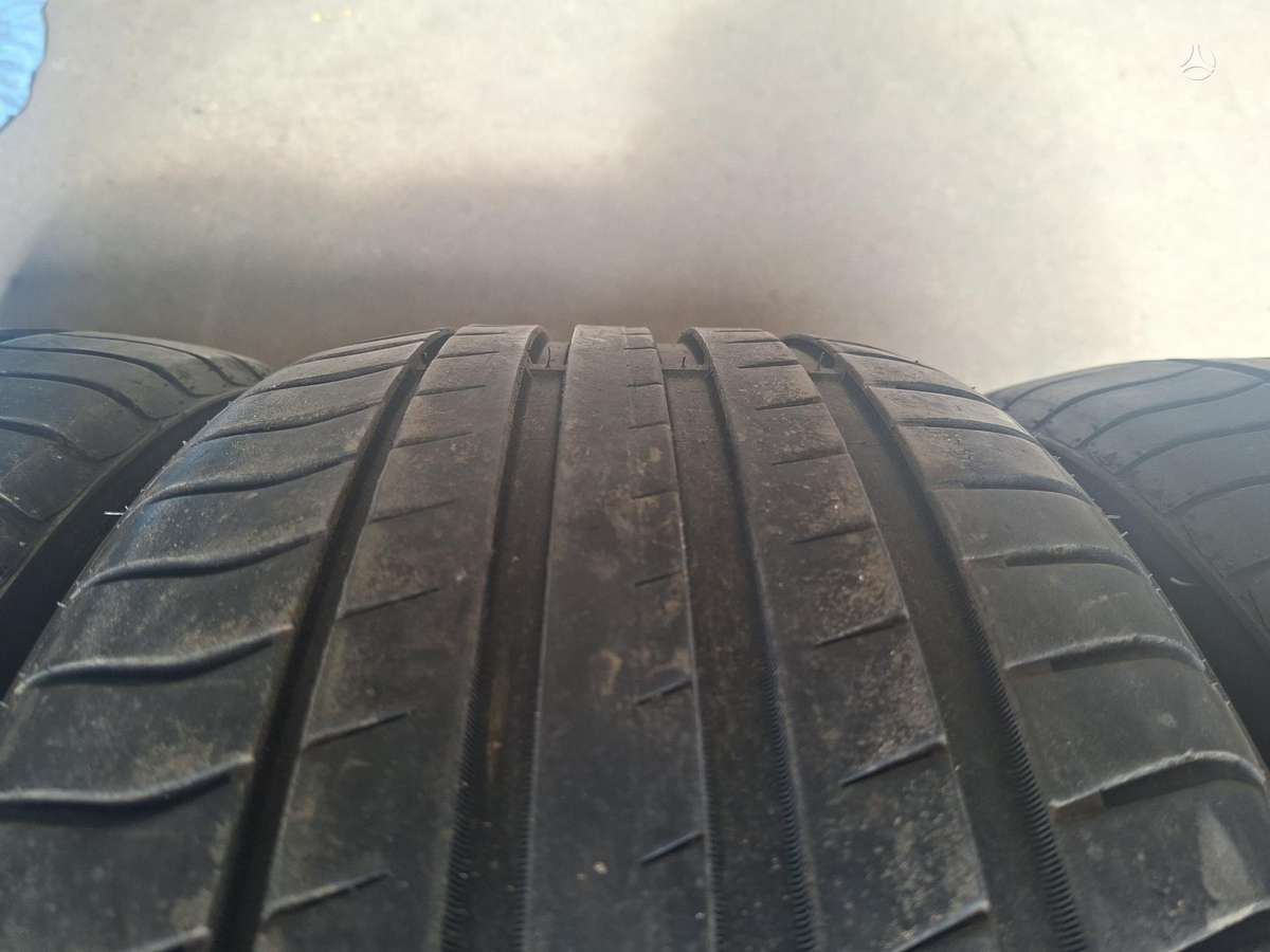 Triangle R19 275/30, summer 245/35 R19