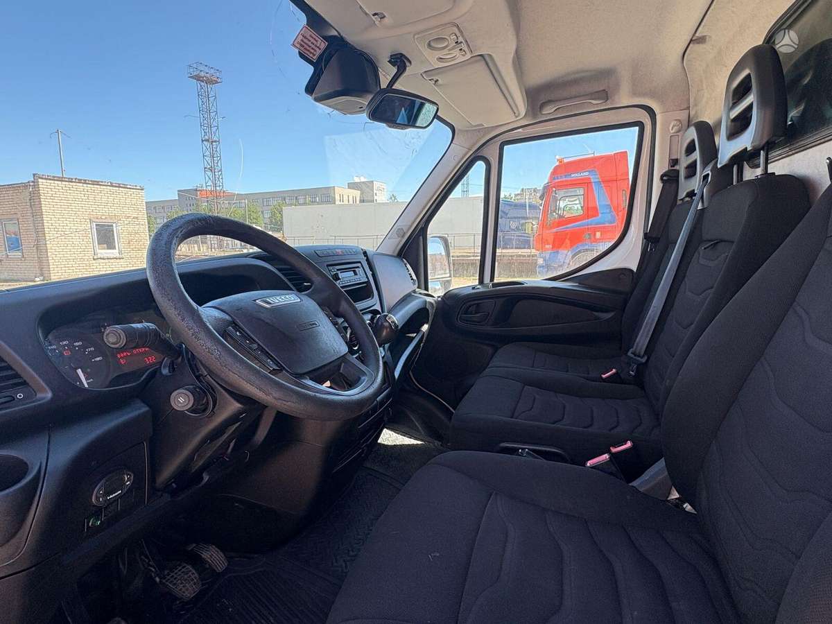 Iveco Daily, 2.3 l., Минивэн