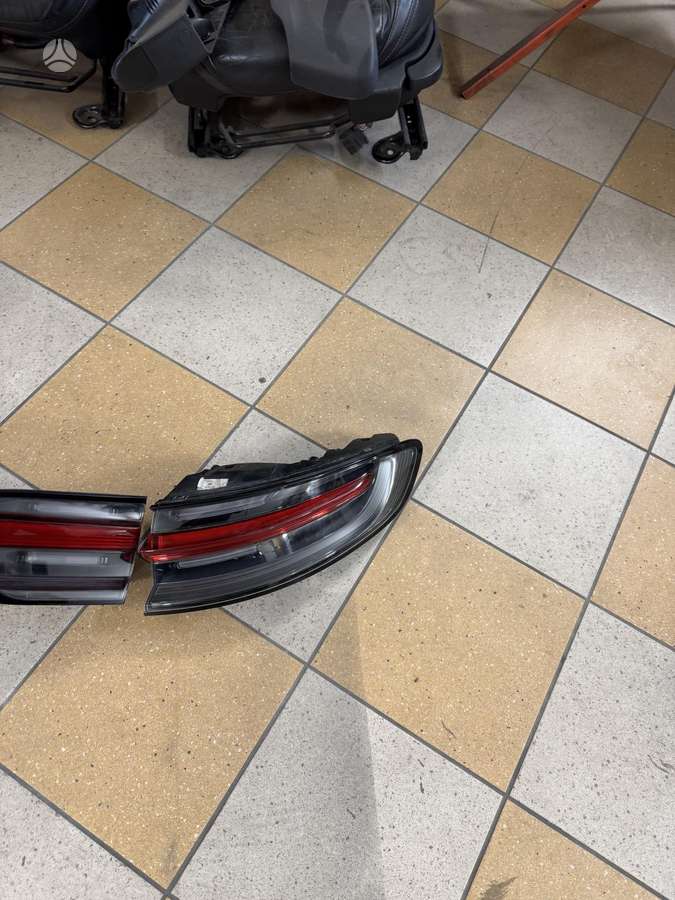 Porsche Macan electrical system parts