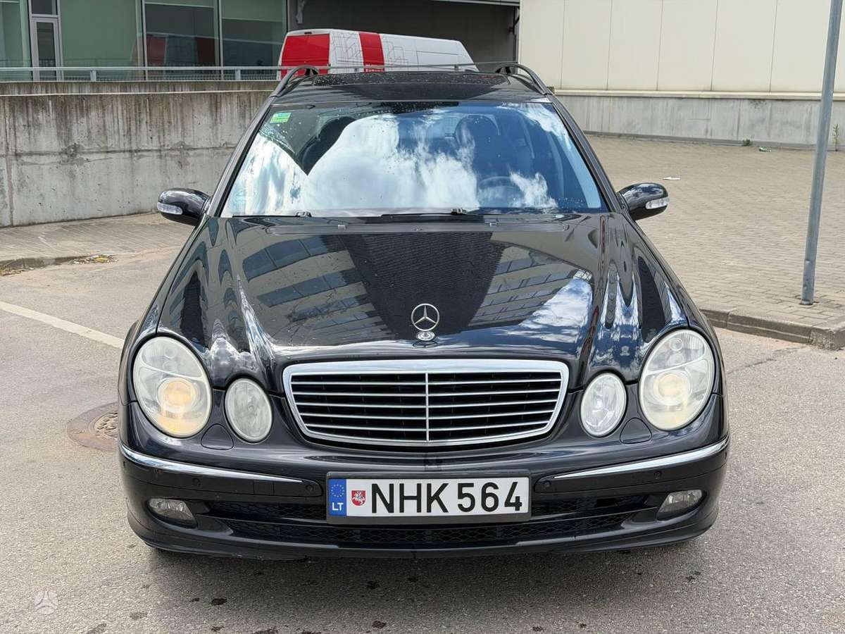 Mercedes-Benz E320, Универсал