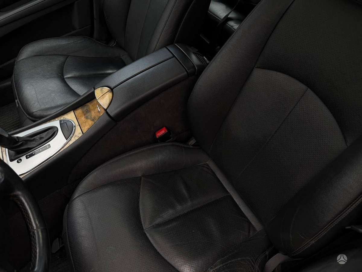 Mercedes-Benz E320, Универсал