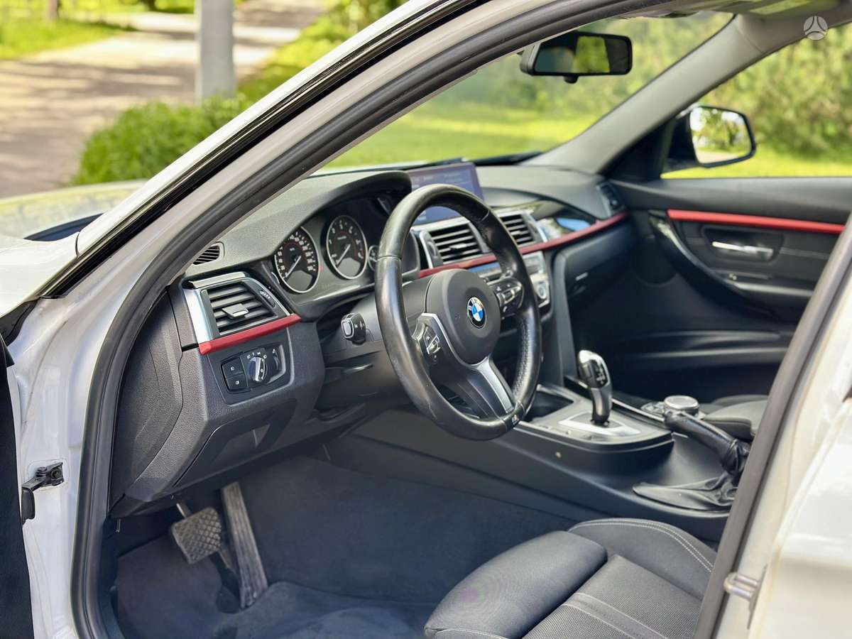 BMW 320, 2.0 l., Седан
