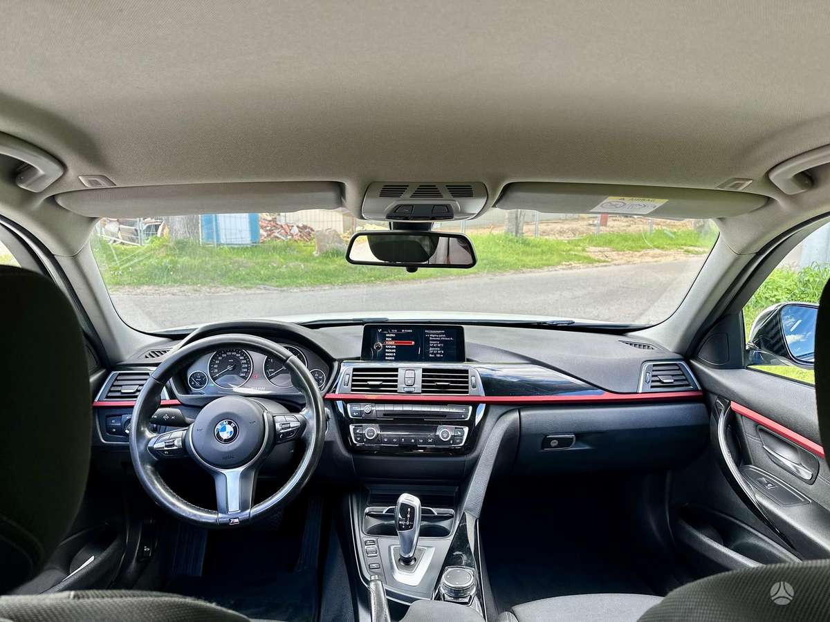 BMW 320, 2.0 l., Седан