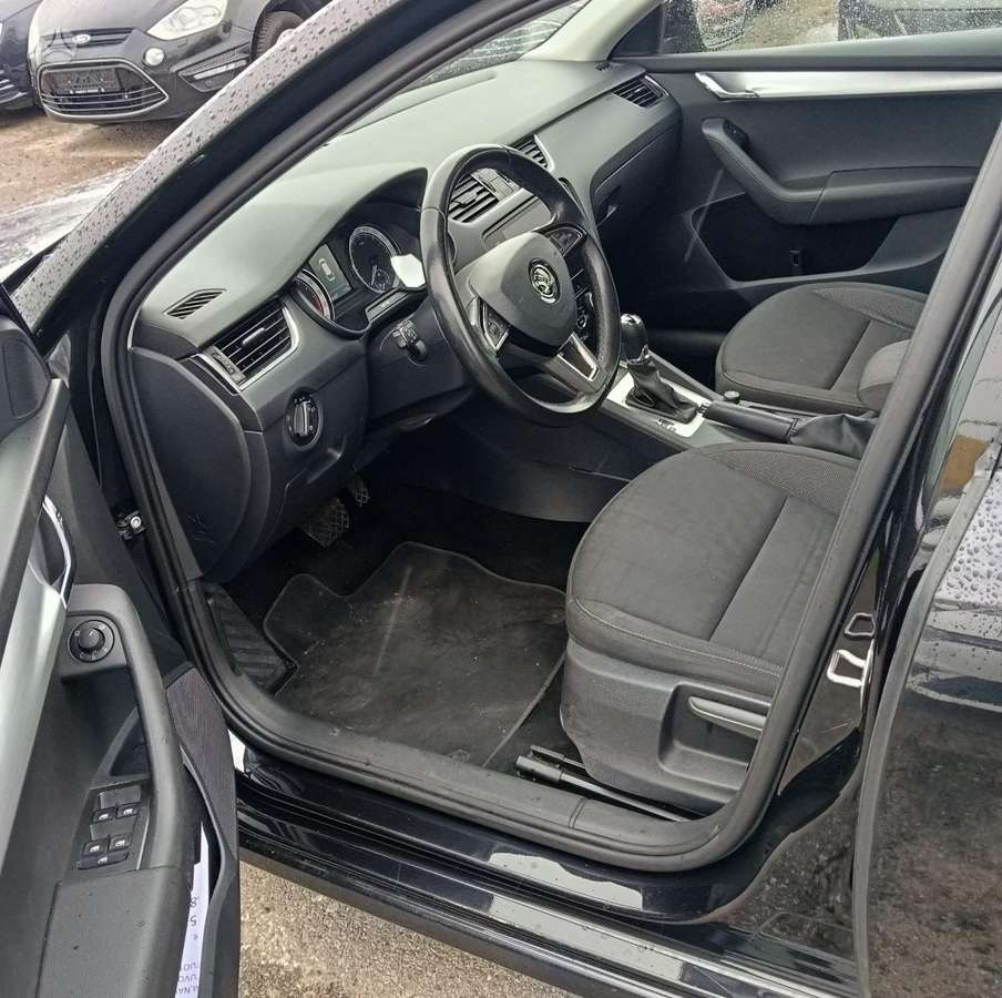 Škoda Octavia - 9