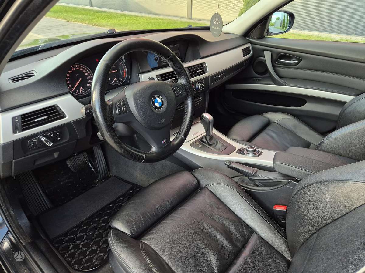 BMW 318, 2.0 l., Универсал