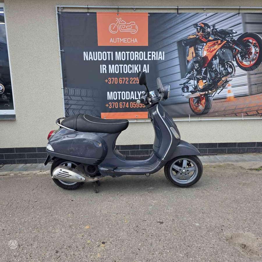 Piaggio Vespa 125cc, мотороллеры / мопеды