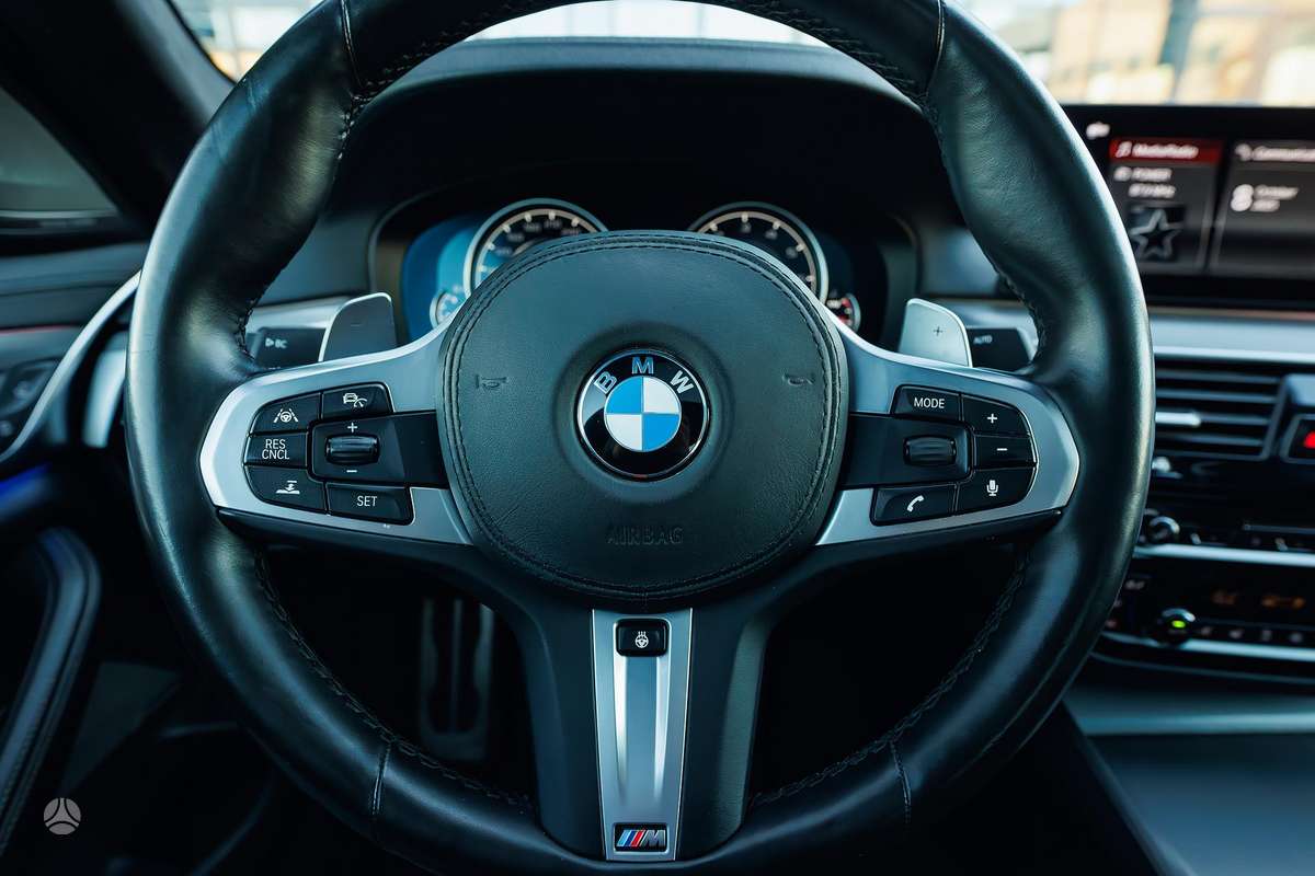 BMW M550, 4.4 l., Седан