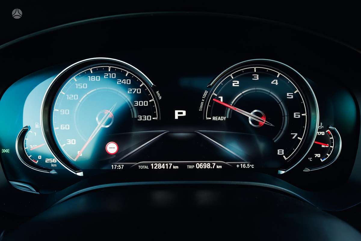 BMW M550, 4.4 l., Седан