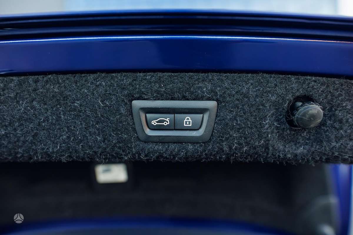 BMW M550, 4.4 l., Седан