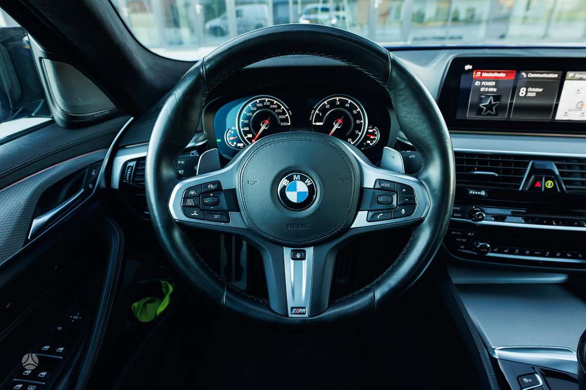 BMW M550, 4.4 l., Седан
