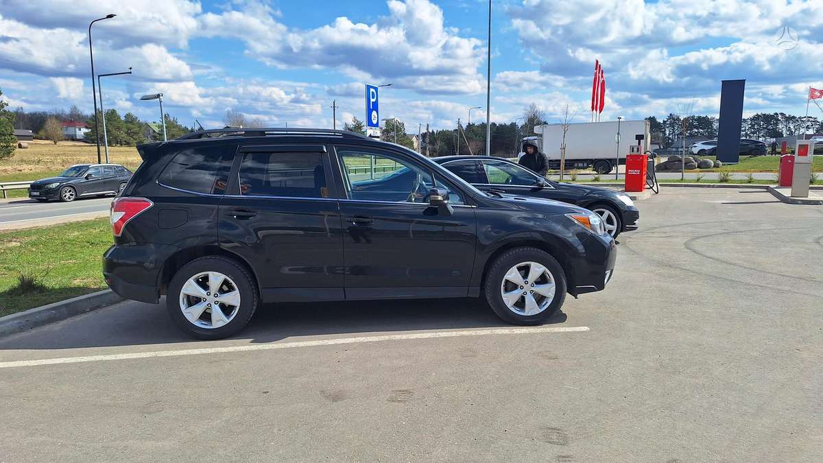 Subaru Forester, 2.5 l., off-road / crossover