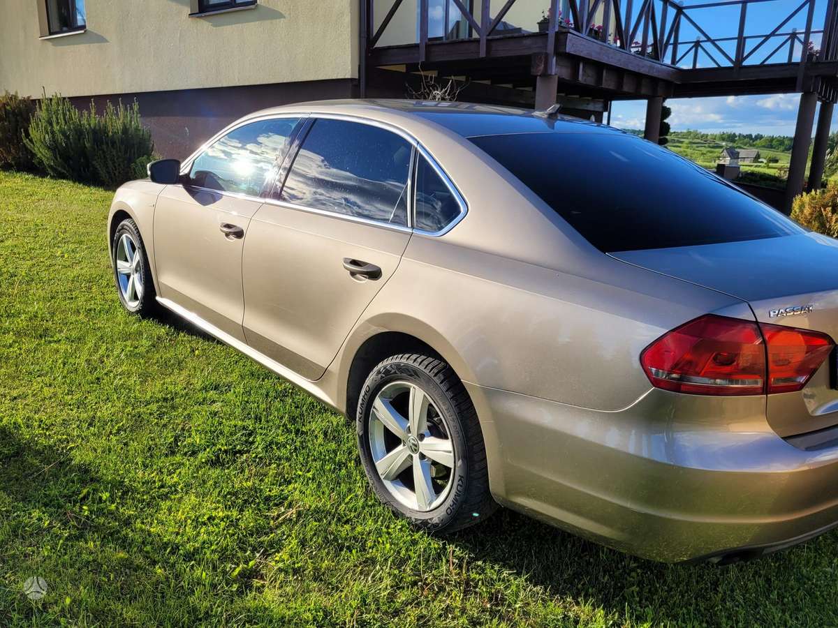 Volkswagen Passat - 9