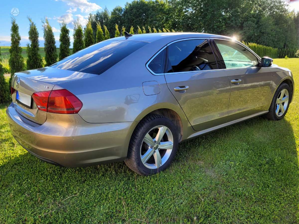 Volkswagen Passat - 6
