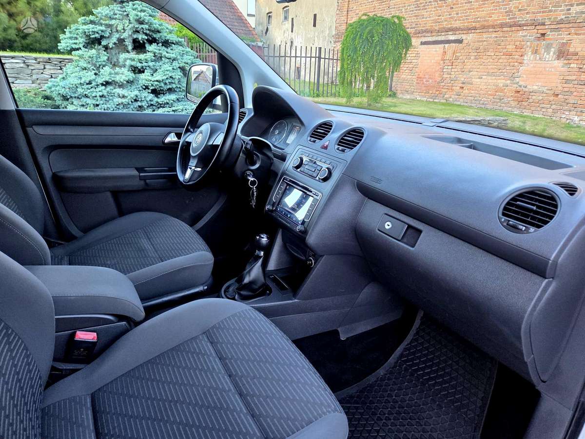 Volkswagen Caddy Maxi, 2.0 l., Минивэн
