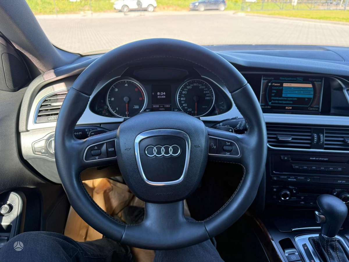 Audi A4, 2.0 l., Универсал
