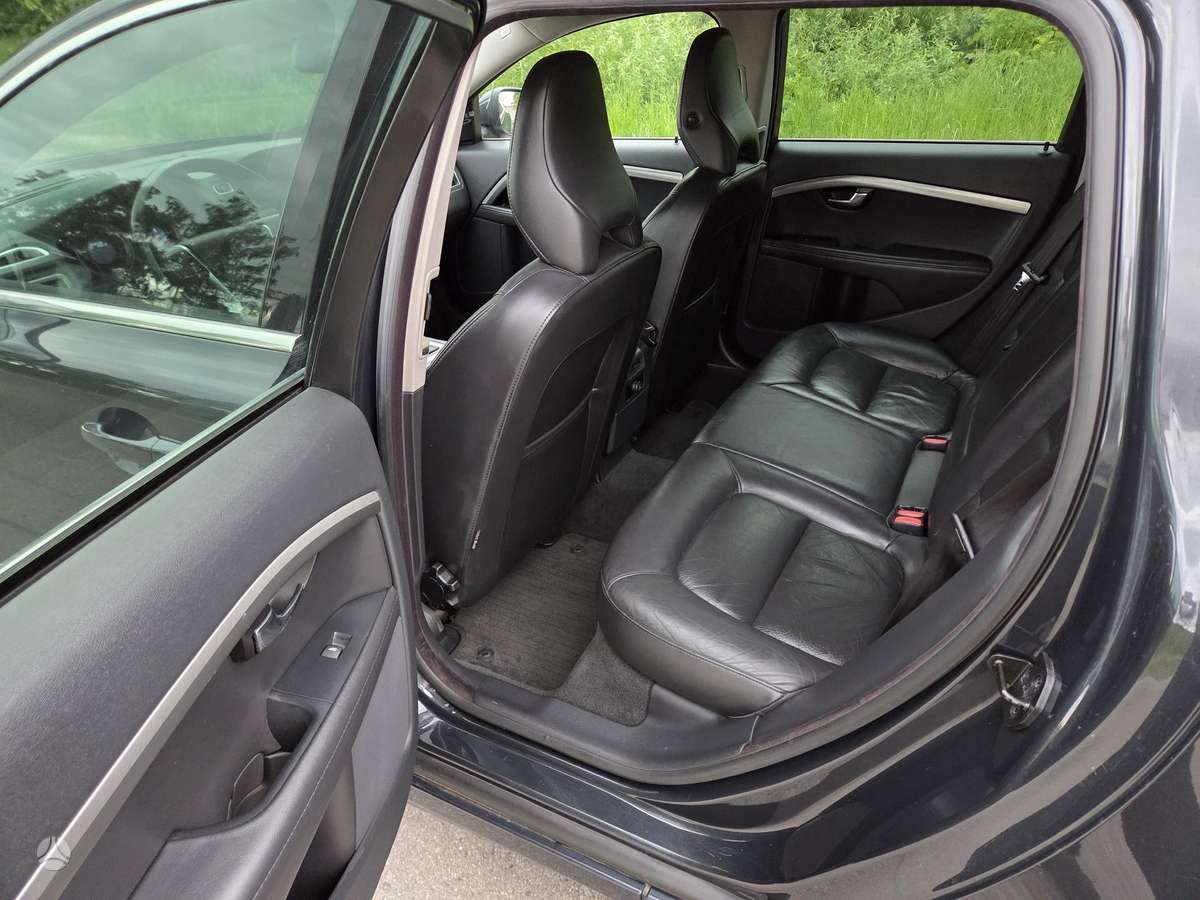 Volvo V70, 2.0 l., Универсал