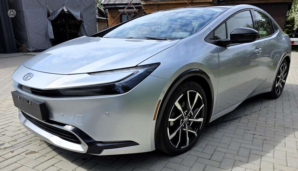 Toyota Prius - 2