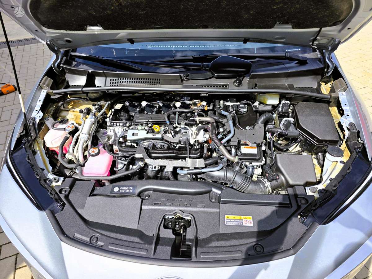 Toyota Prius - 12