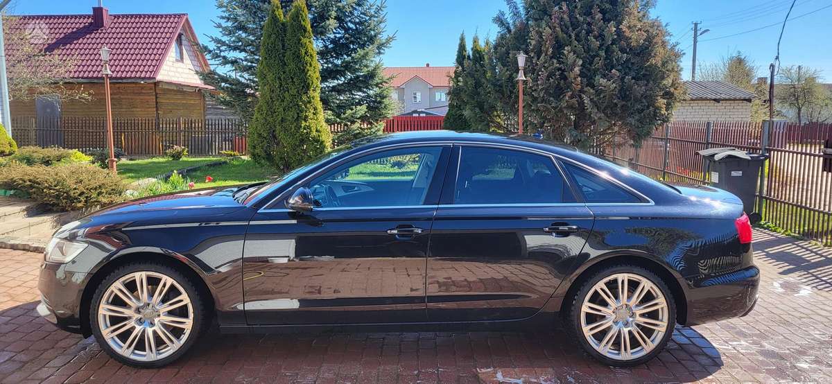 Audi A6, 3.0 l., Седан