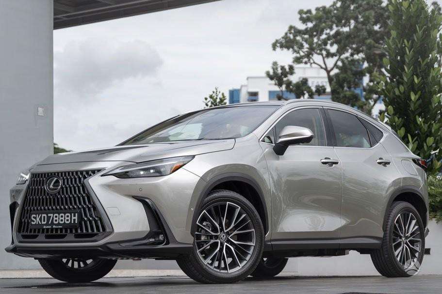 Lexus NX 350h, 2.5 l., off-road / crossover