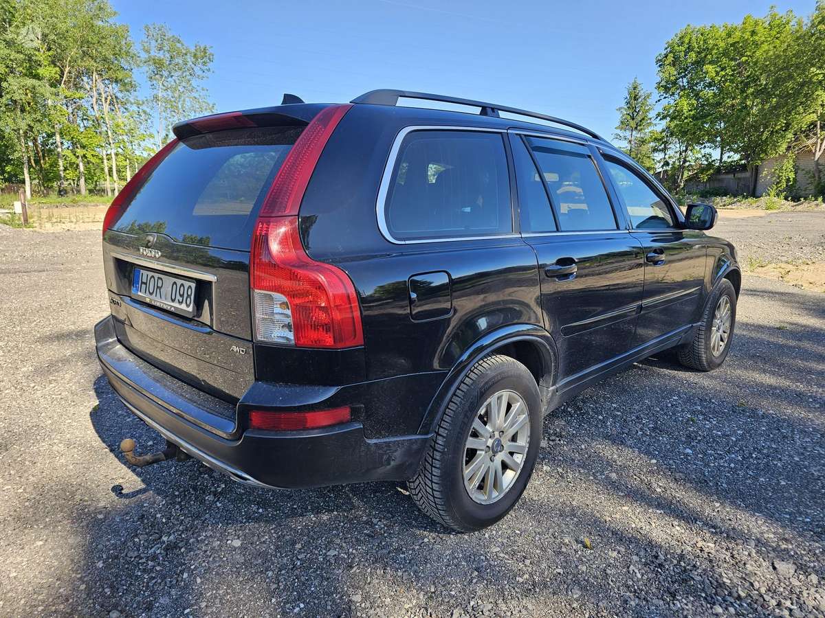 Volvo XC90 - 11