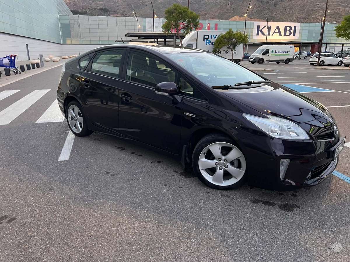 Toyota Prius, hatchback