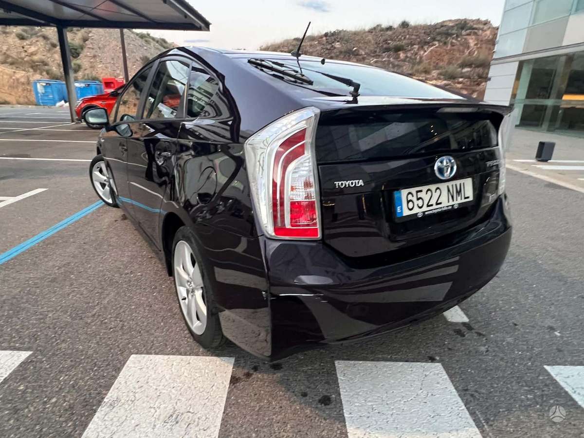 Toyota Prius, hatchback