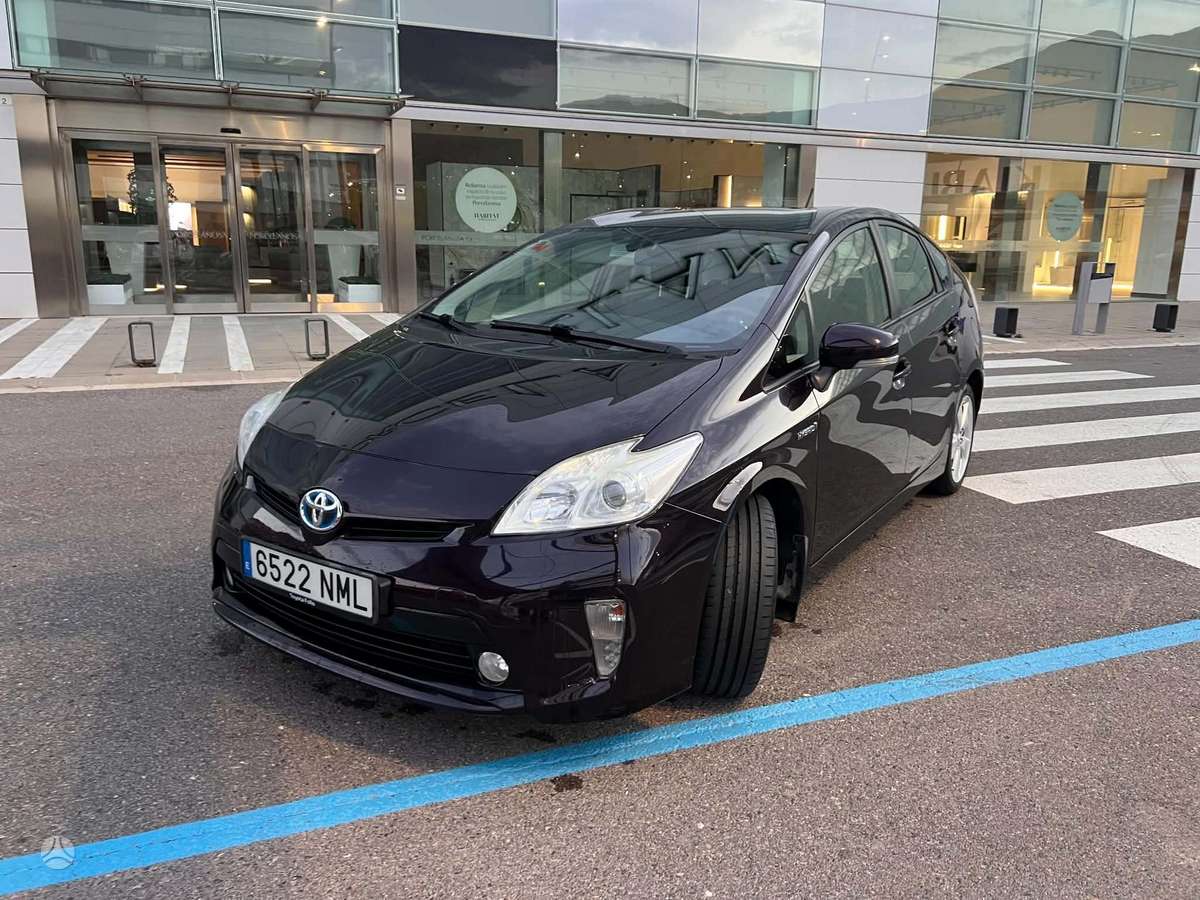 Toyota Prius, hatchback