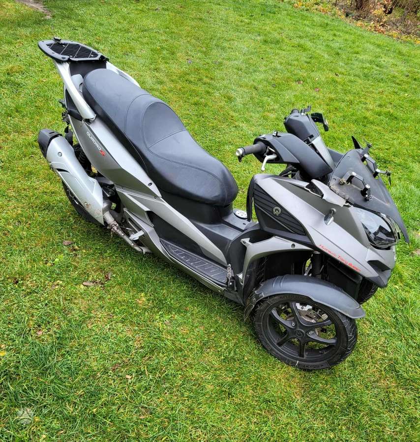 Quadro S350 350cc, trikes