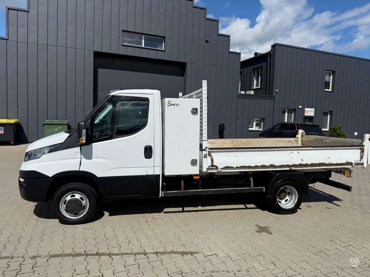 Iveco 35C15, самосвалы