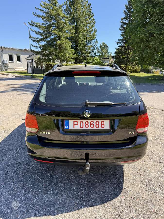 Volkswagen Golf - 4