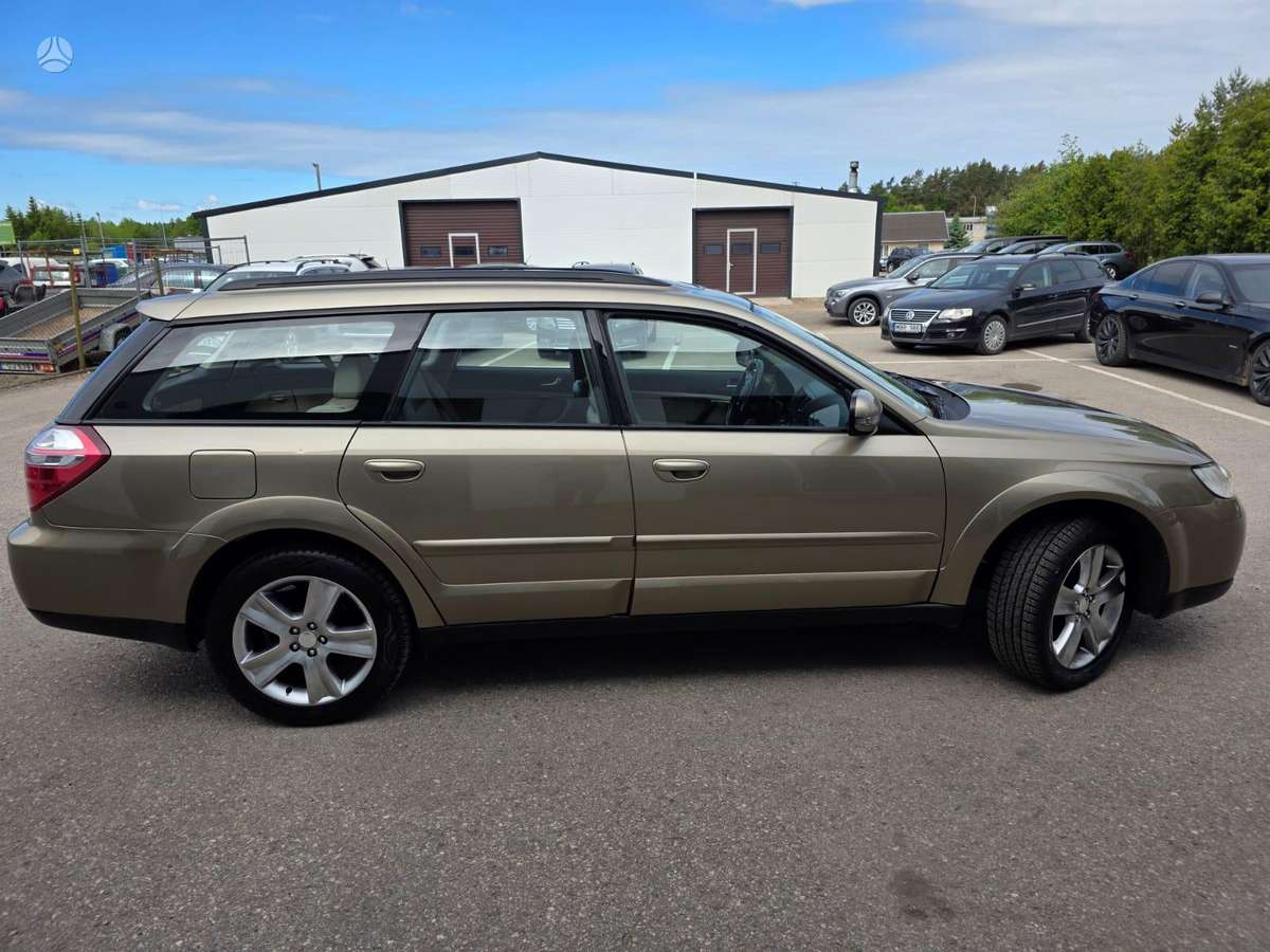 Subaru Outback, 2.5 l., universalas