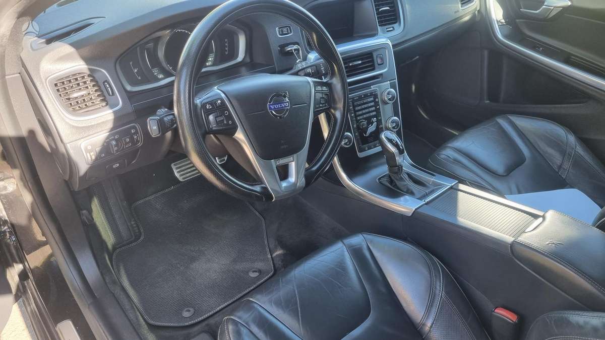 Volvo V60, 2.0 l., Универсал