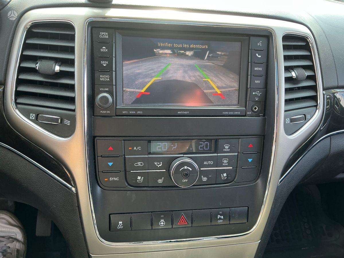 Jeep Grand Cherokee dalimis. Dalimis